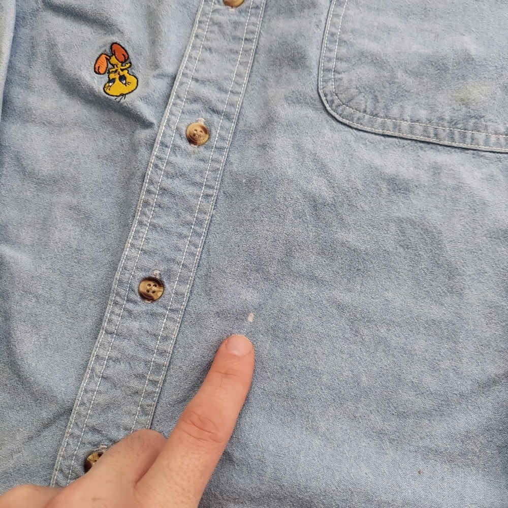 🔥VTG '95 Looney Tunes Denim Shirt🔥 - Picture 9 of 11